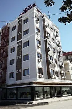 Hotel Omur 2*